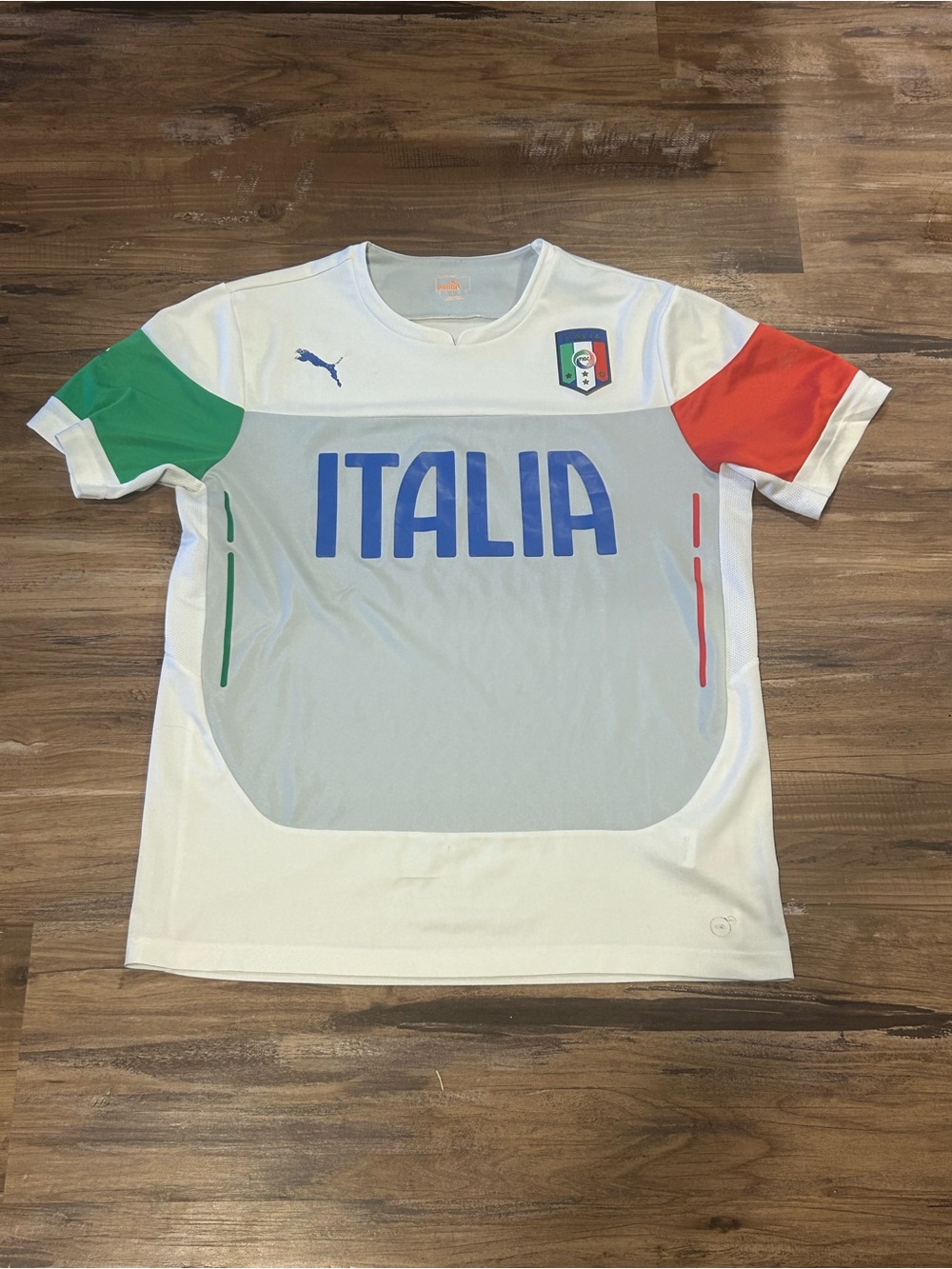 Puma 2014-15 Italy Soccer Jersey / Kit Size Large
